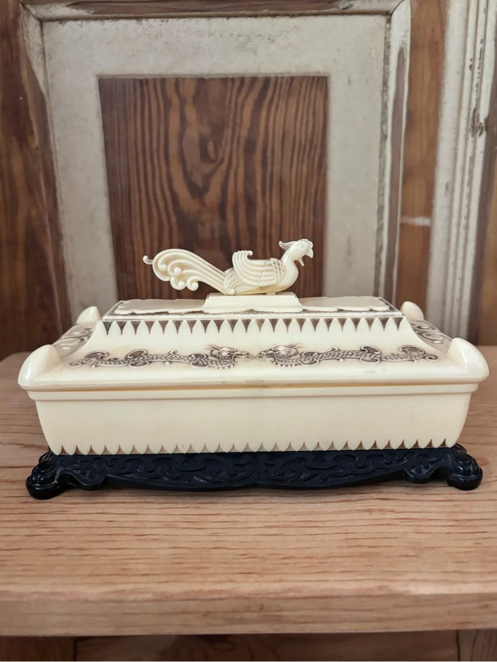 N/A ivory decorative